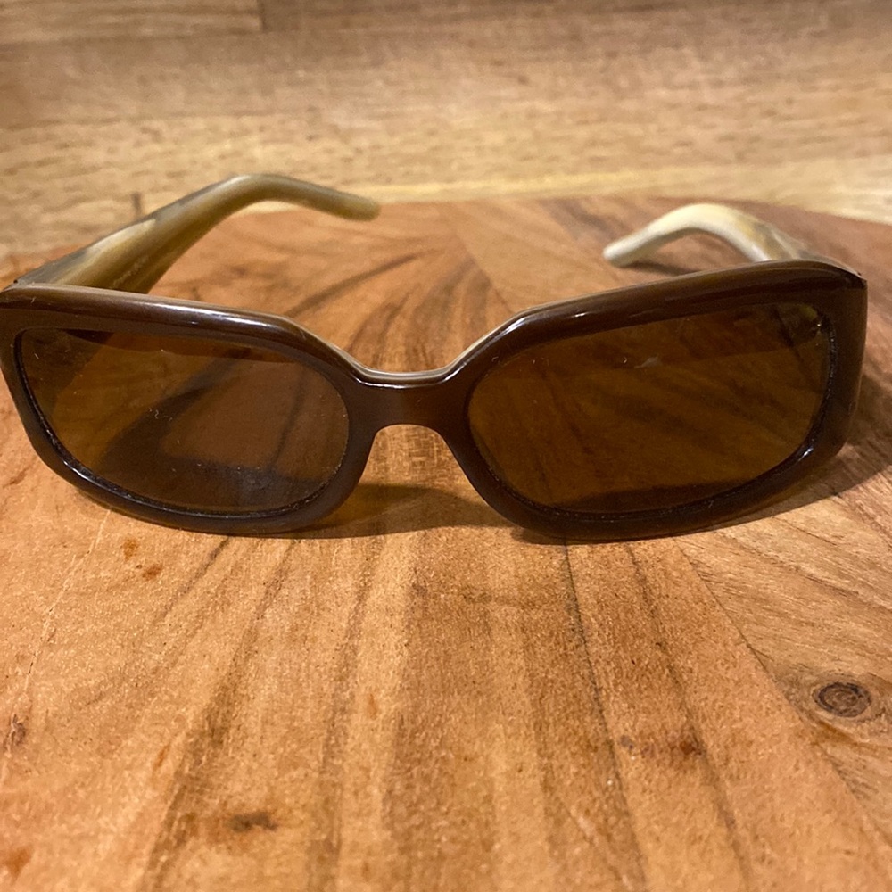 Vera Bradley polarized sunglasses
